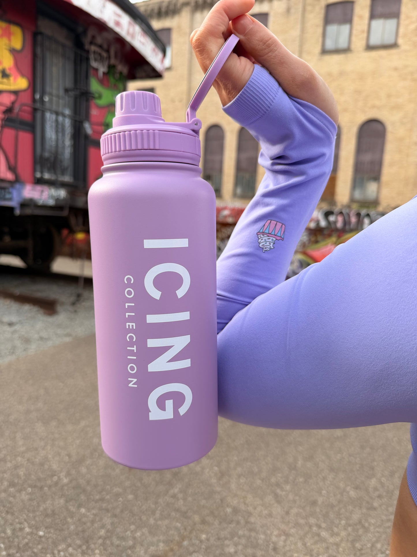 *ICING Collection MagSafe Water Bottle